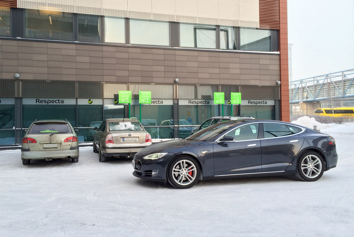 Tesla käyttövero